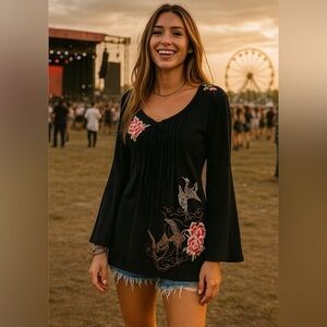 🖤🖤🖤Vintage Havana classics small top embroidered black cotton